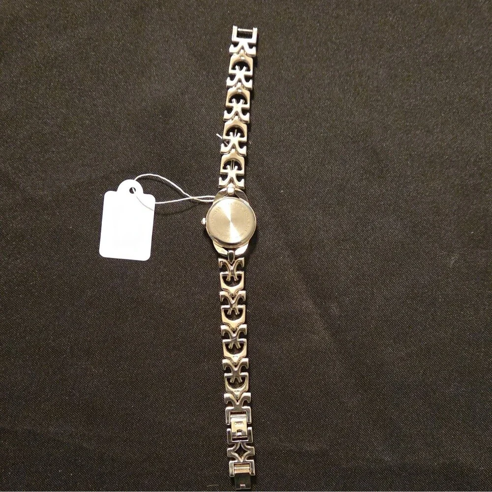 Women's Silver Tone Quartz Dress Watch White Dial Arabic Numerals Bracelet